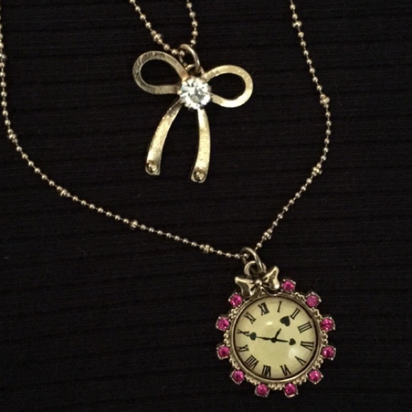 Betsey Johnson "Back To Cool" Owl Pendant Necklace And Earring Set NWT
